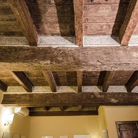 Garisenda Bologna