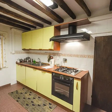 Garisenda Apartmán