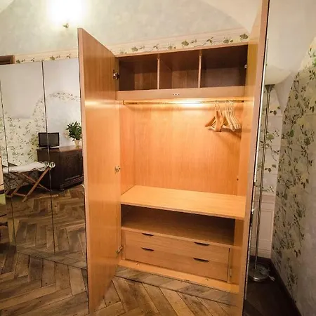 Garisenda Apartment Bologna