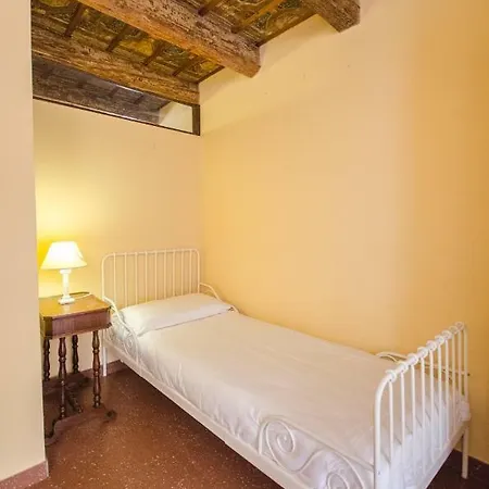 Garisenda Apartmán *